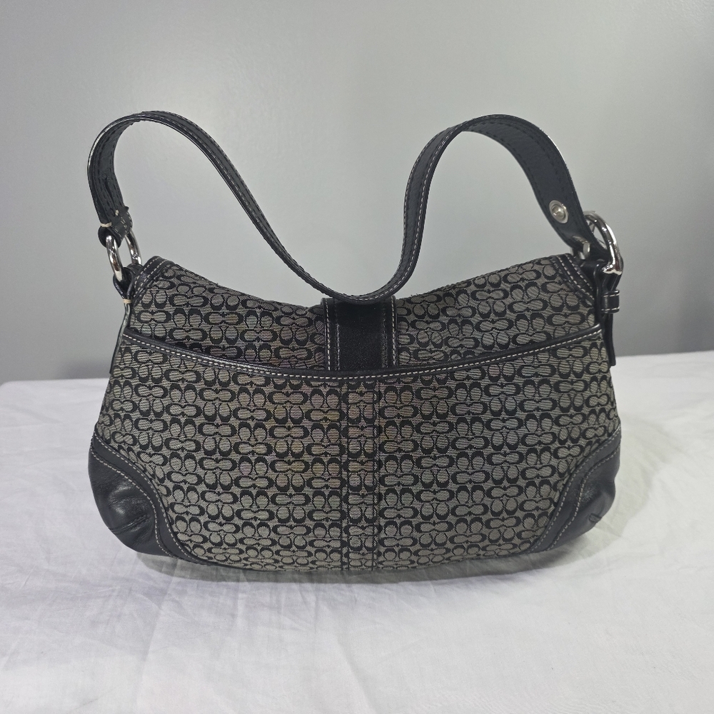 Vintage Coach F10926 Signature Soho Black Leather Buckle Y2K Flap Shoulder Bag. - Picture 3 of 14